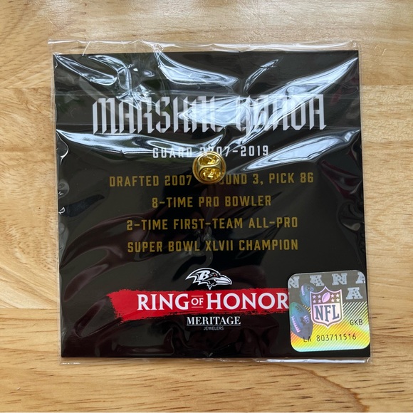 Baltimore RAVENS Marshal Yanda Ring of Honor Pin - Picture 2 of 2